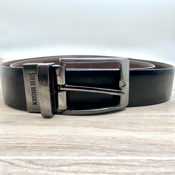 Steve Madden Other - Steve Madden Faux Leather Reversible Black Brown Silver Buckle | Size 34/36